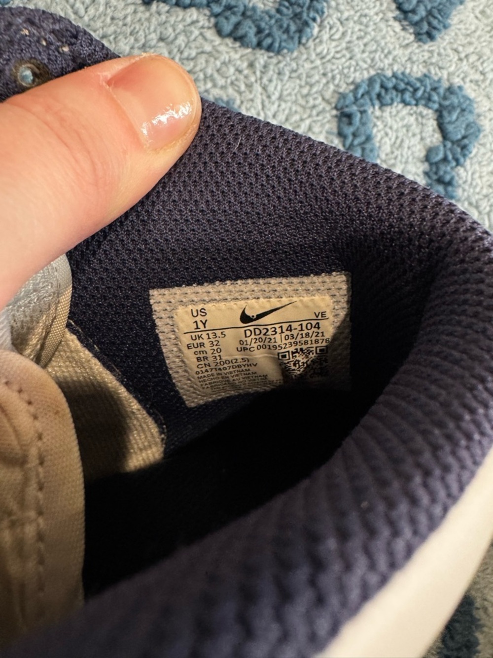 Nike Dunk High Kids Size 1 VGUC navy - Picture 8 of 8